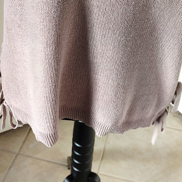 Time & Tru Gray Thick Tank Ties On Sides Large EUC - Picture 7 of 11